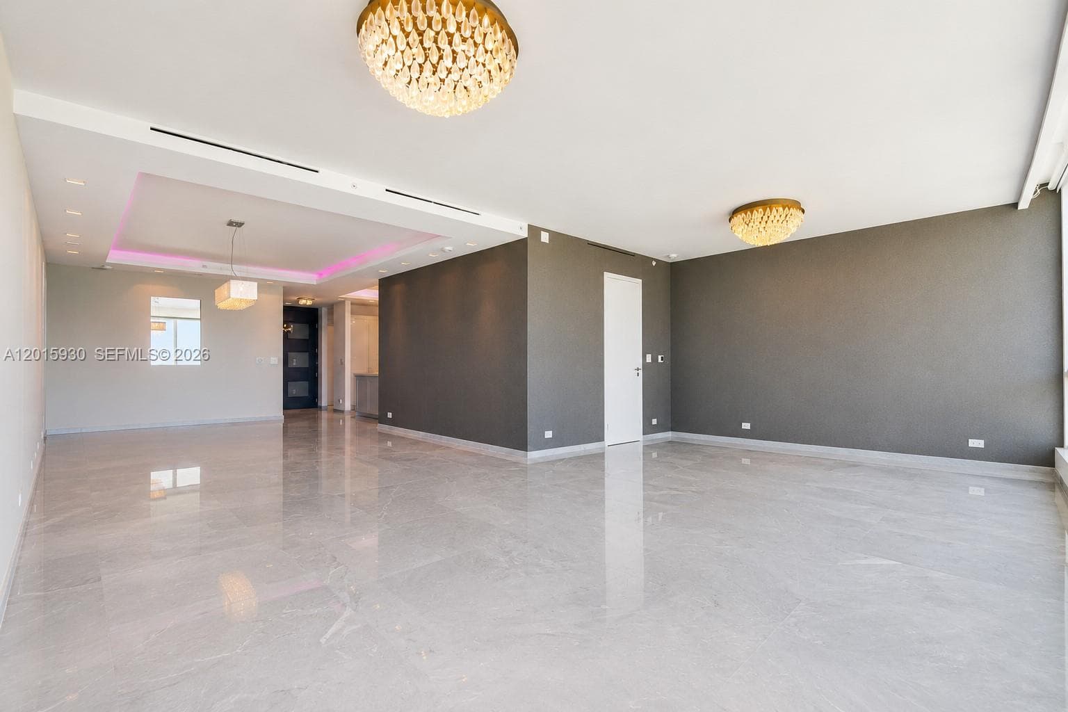 100 S Pointe Dr 2506 photo 23