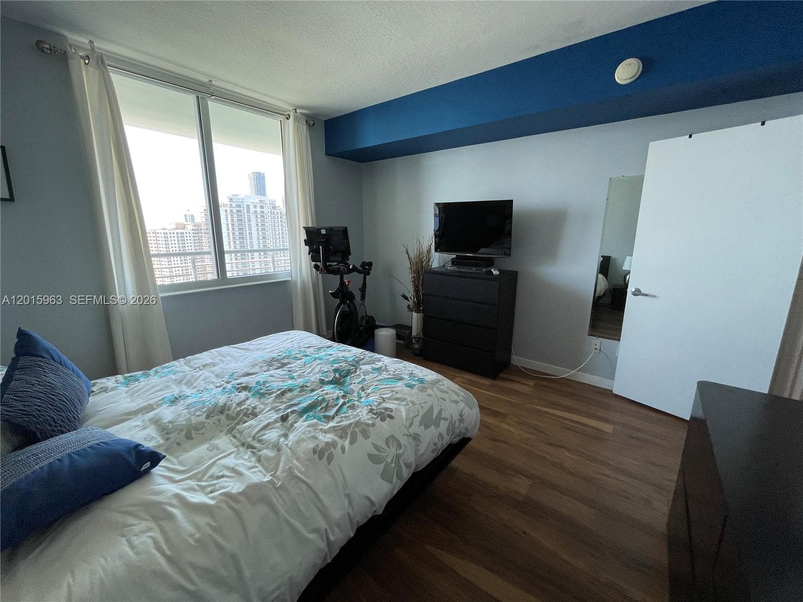 335 S Biscayne Blvd 3603 photo 16
