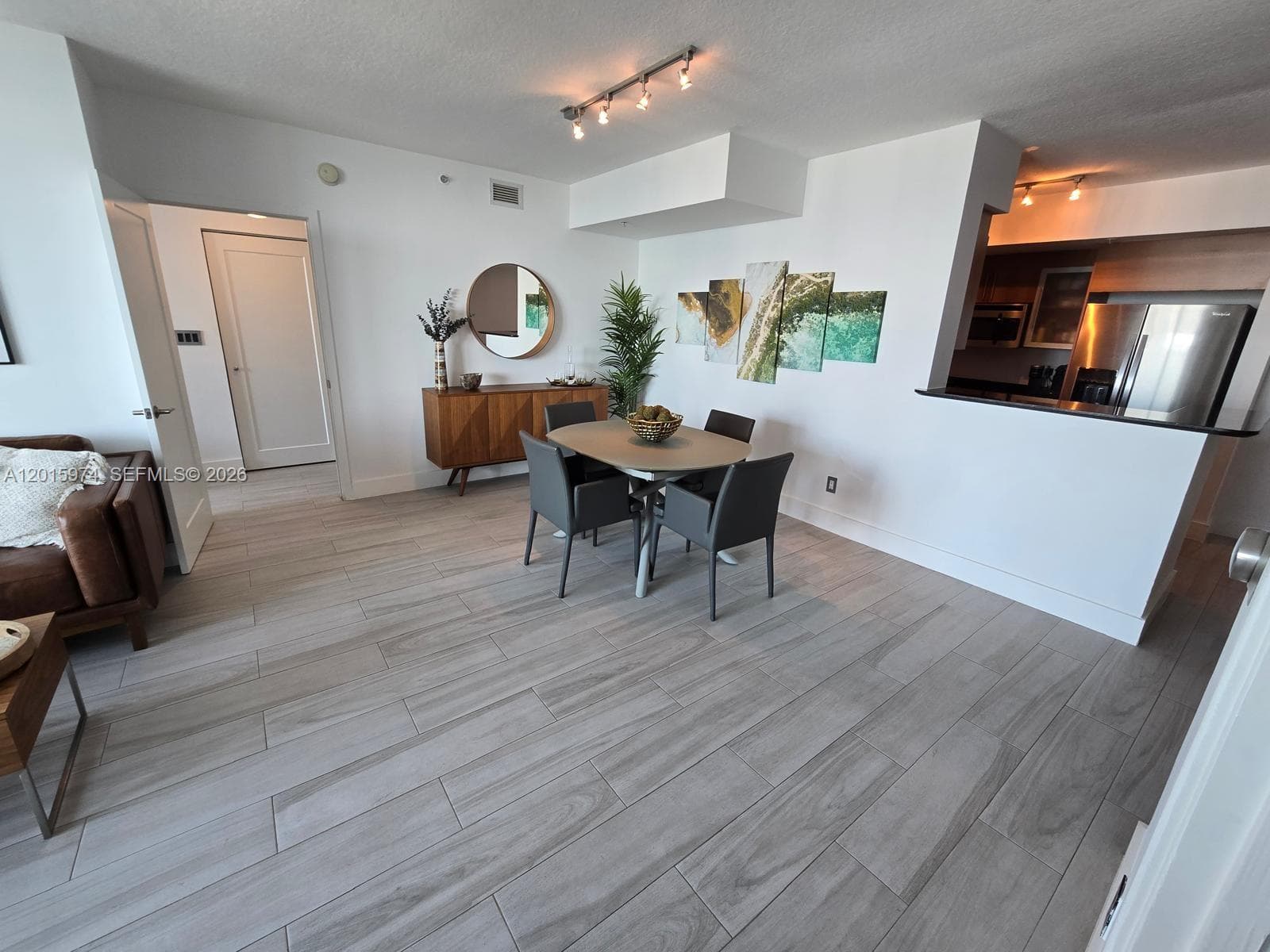 325 S Biscayne Blvd 3719 photo 16