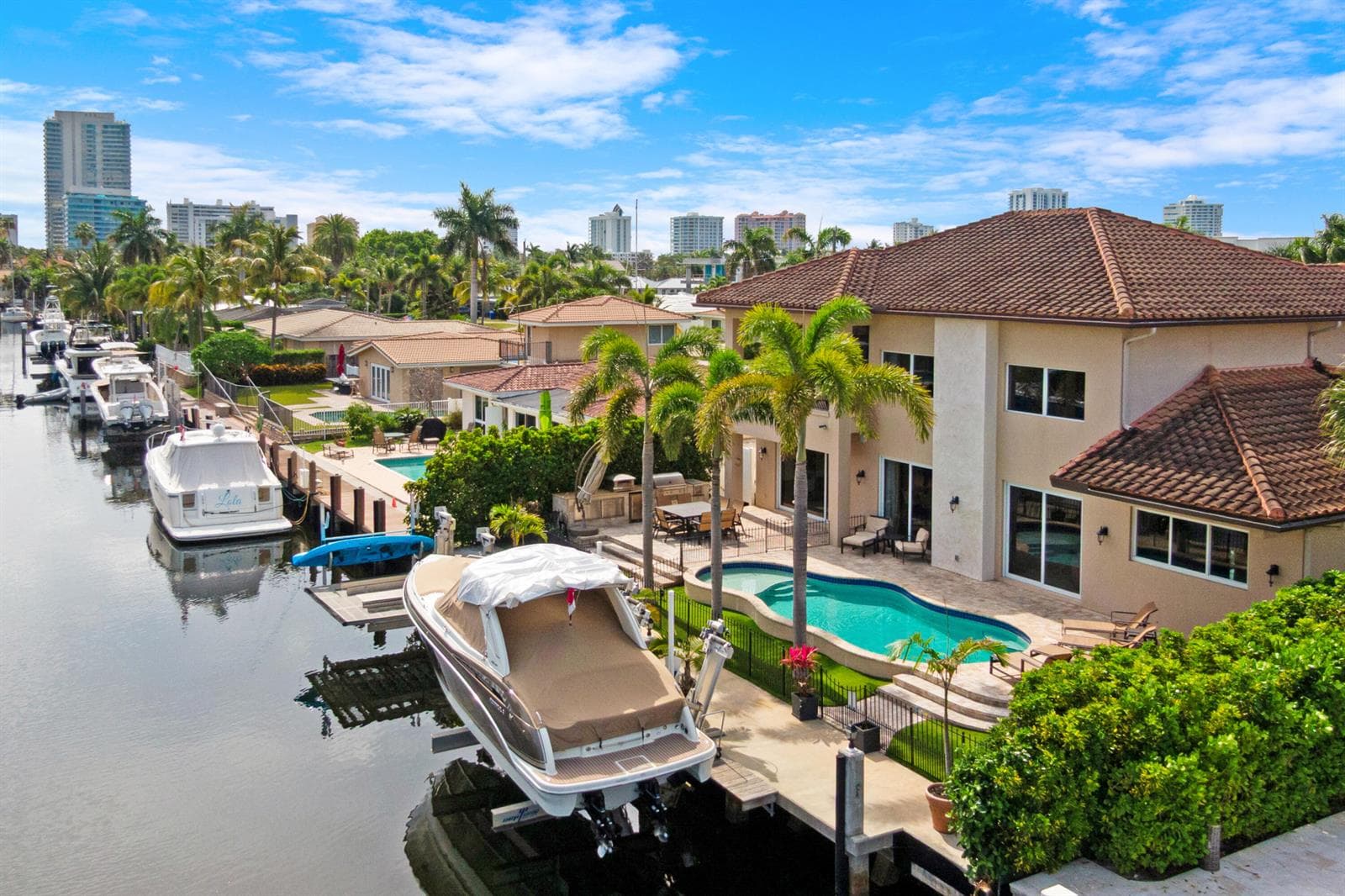 2461 SE 10th 1