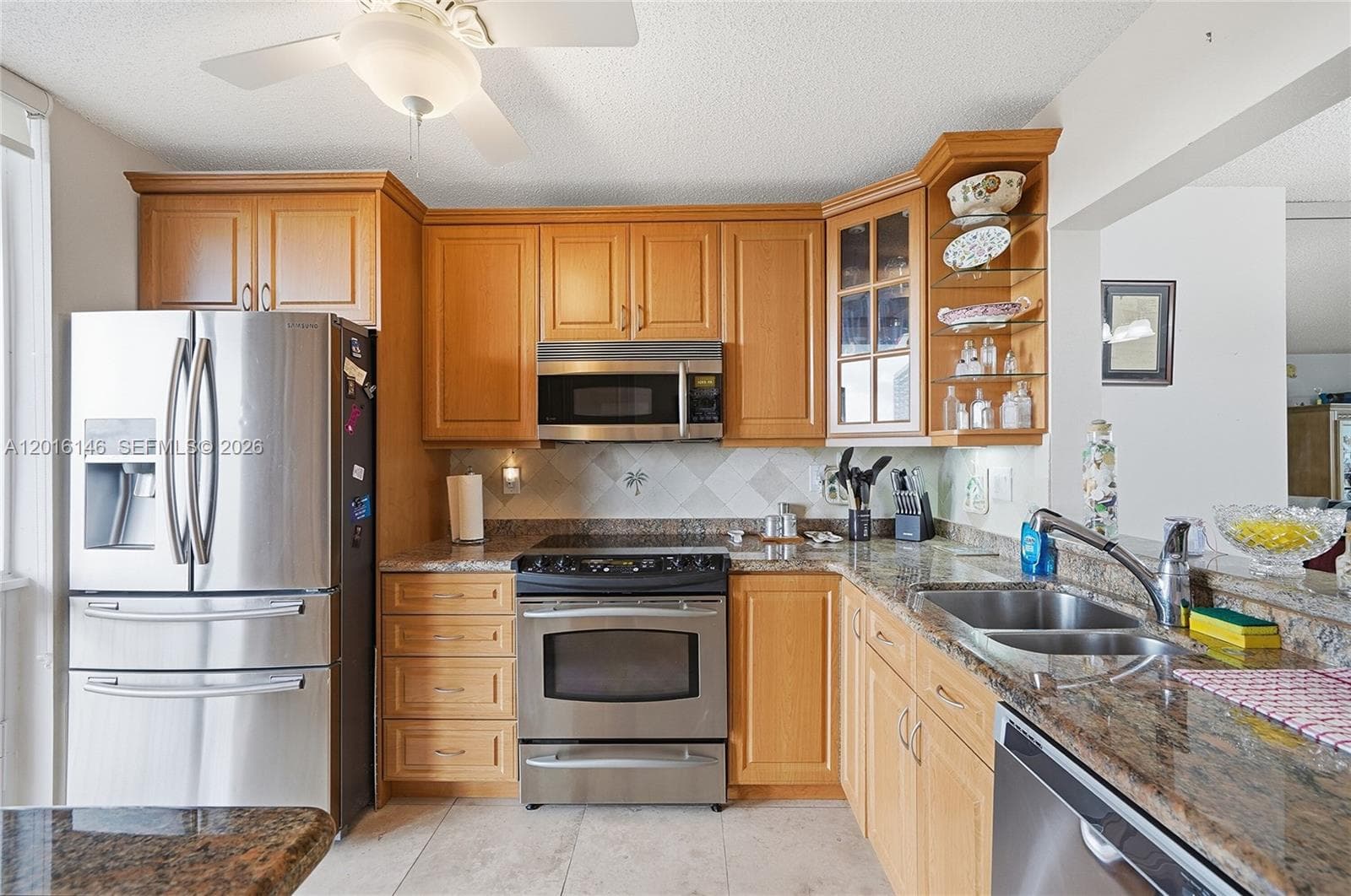521 Riverside Dr 5