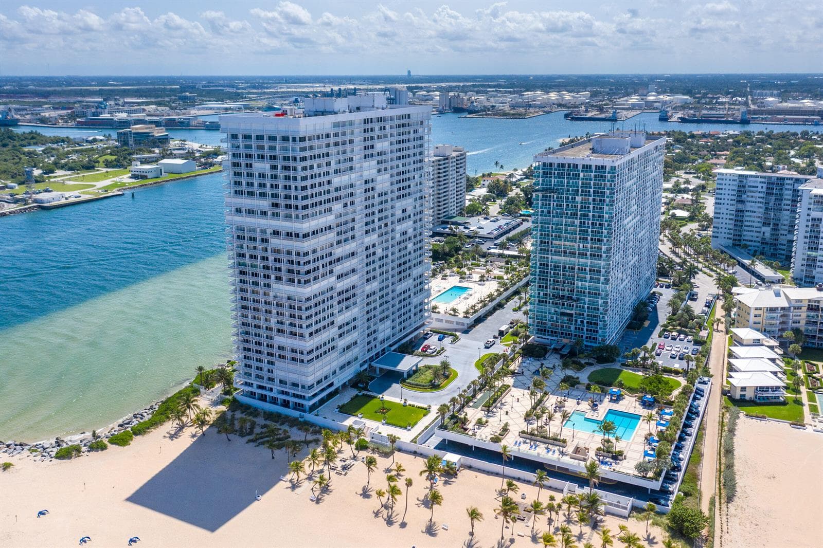 2200 S Ocean Lane 909 photo 3
