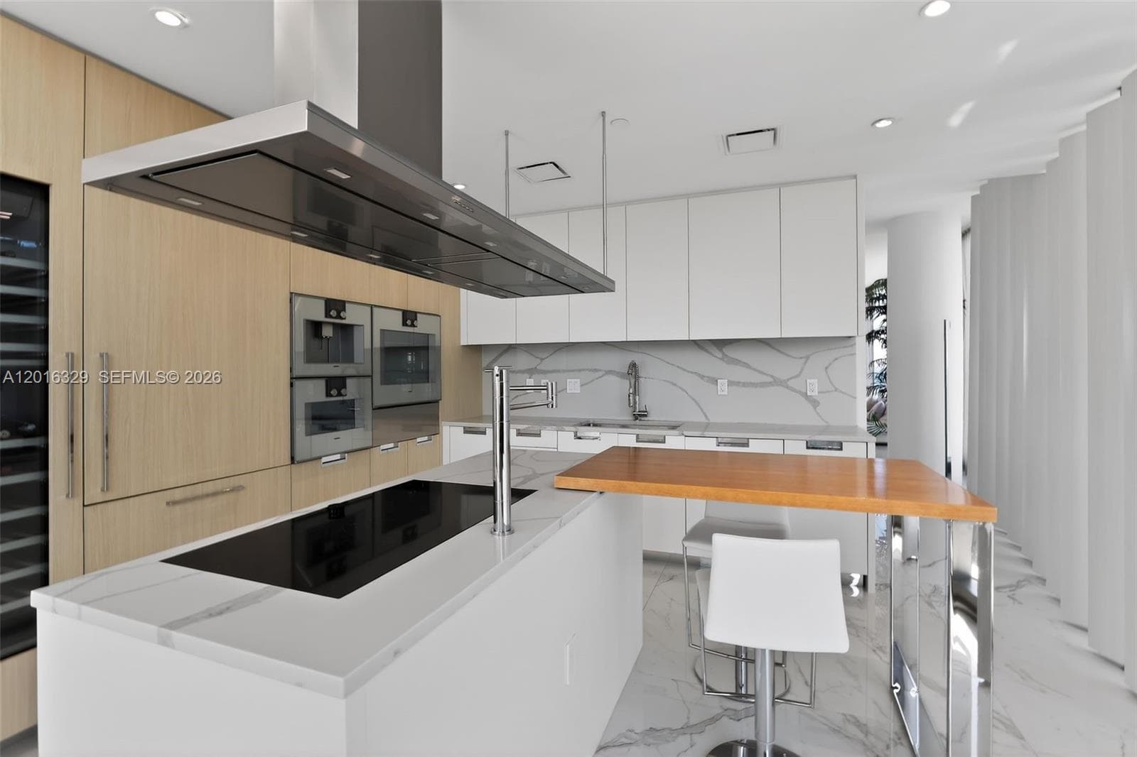 15701 Collins Ave 2