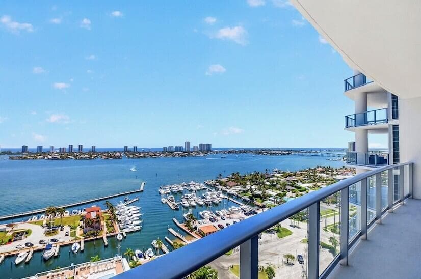 220 Lake Shore Drive #1808 1