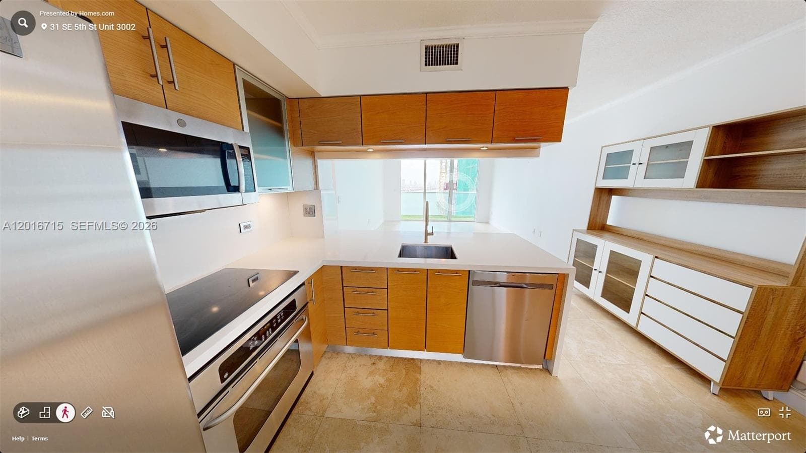 31 SE 5th St #3002 3