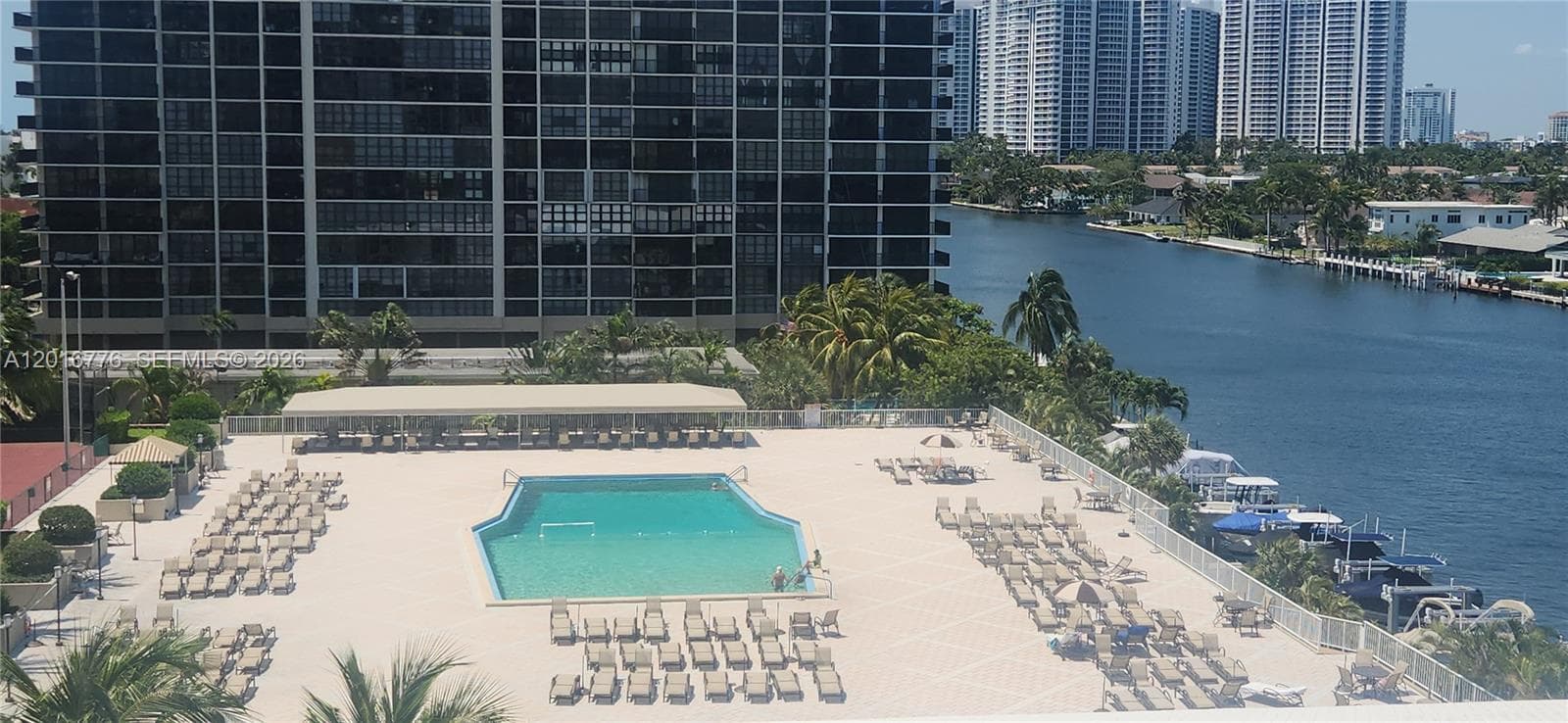 1985 S Ocean Dr 2K photo 14