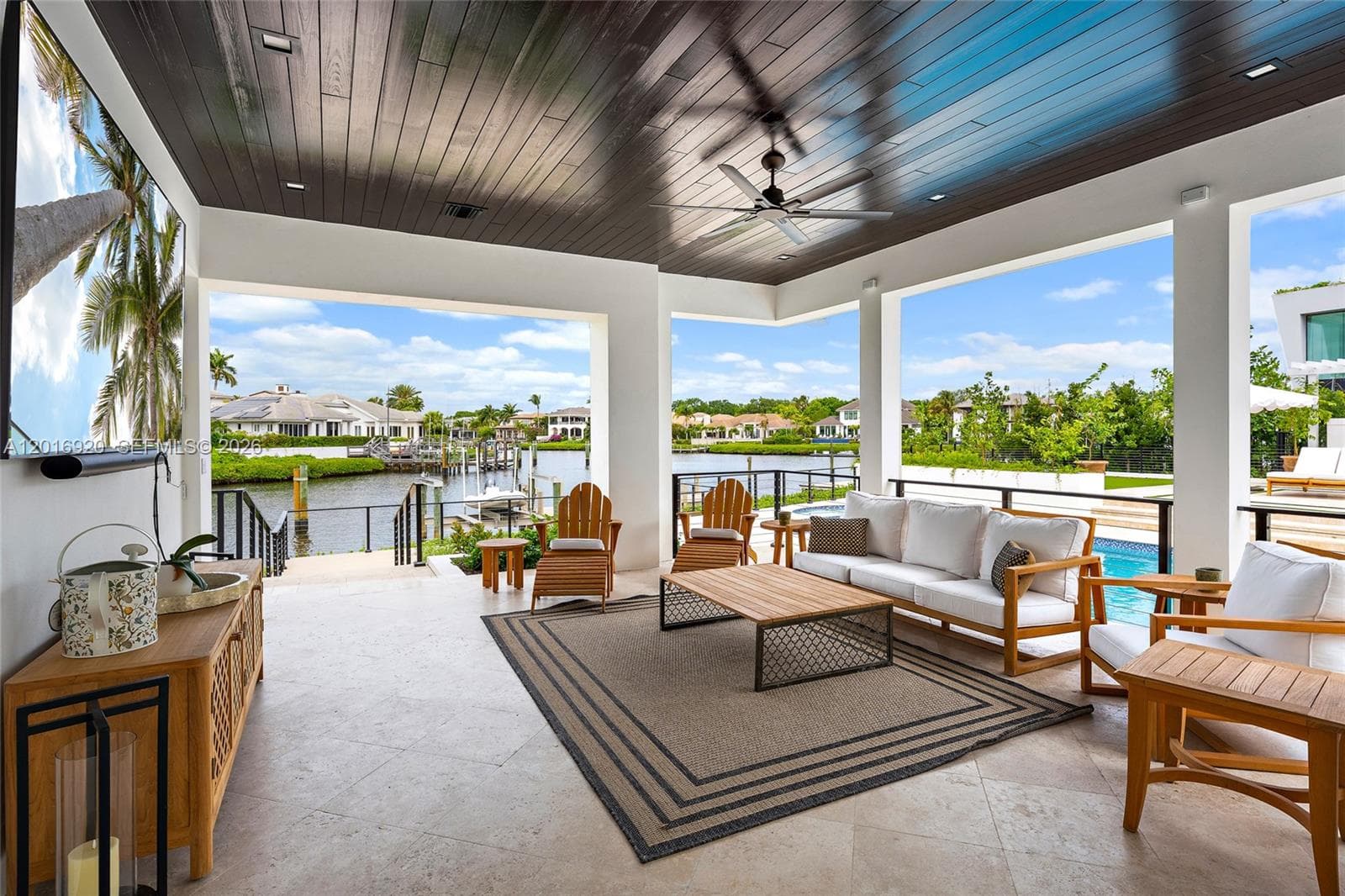 386 Eagle Dr 4