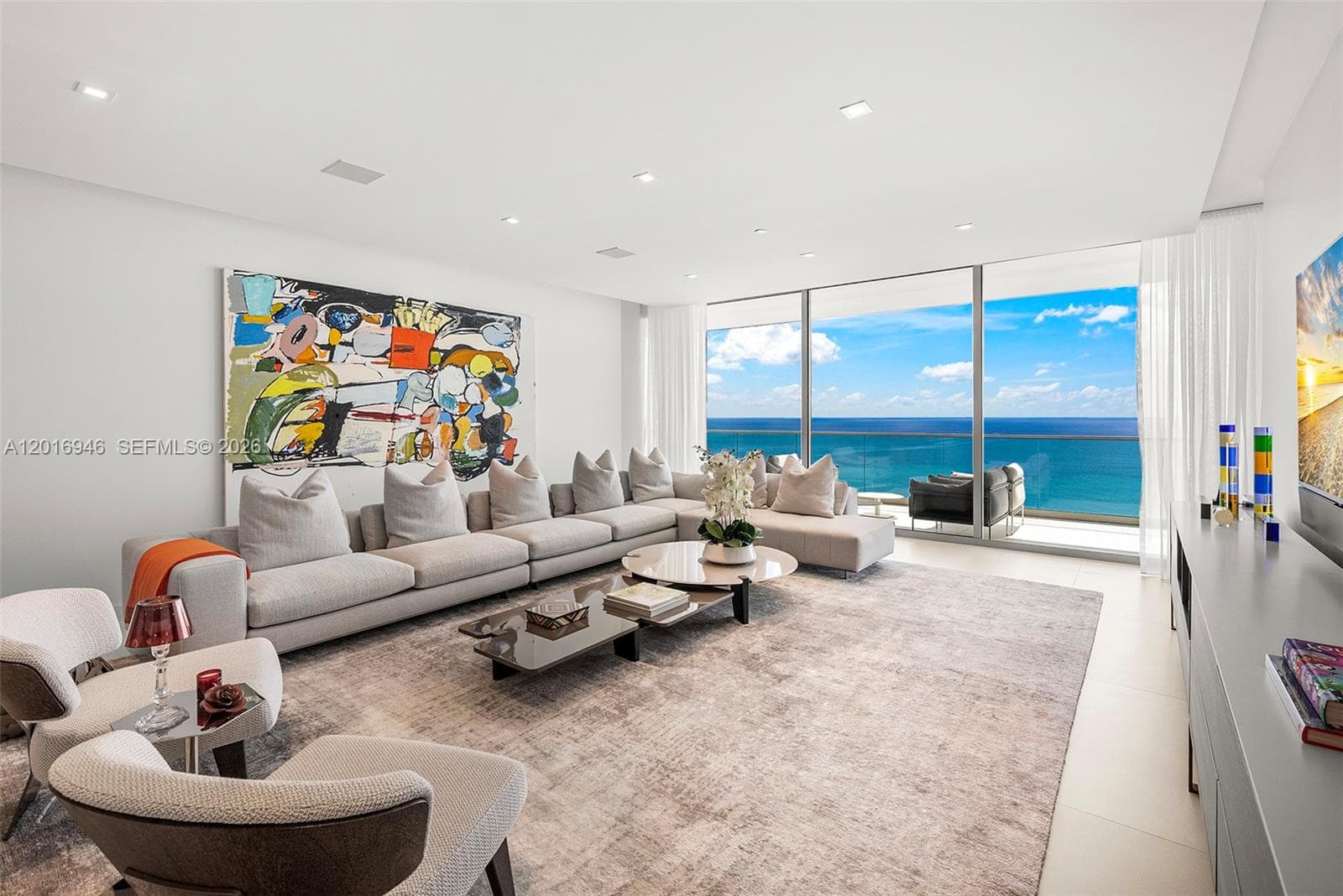10201 Collins Ave 3