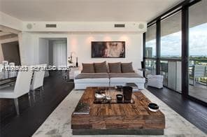 101 20th St 4