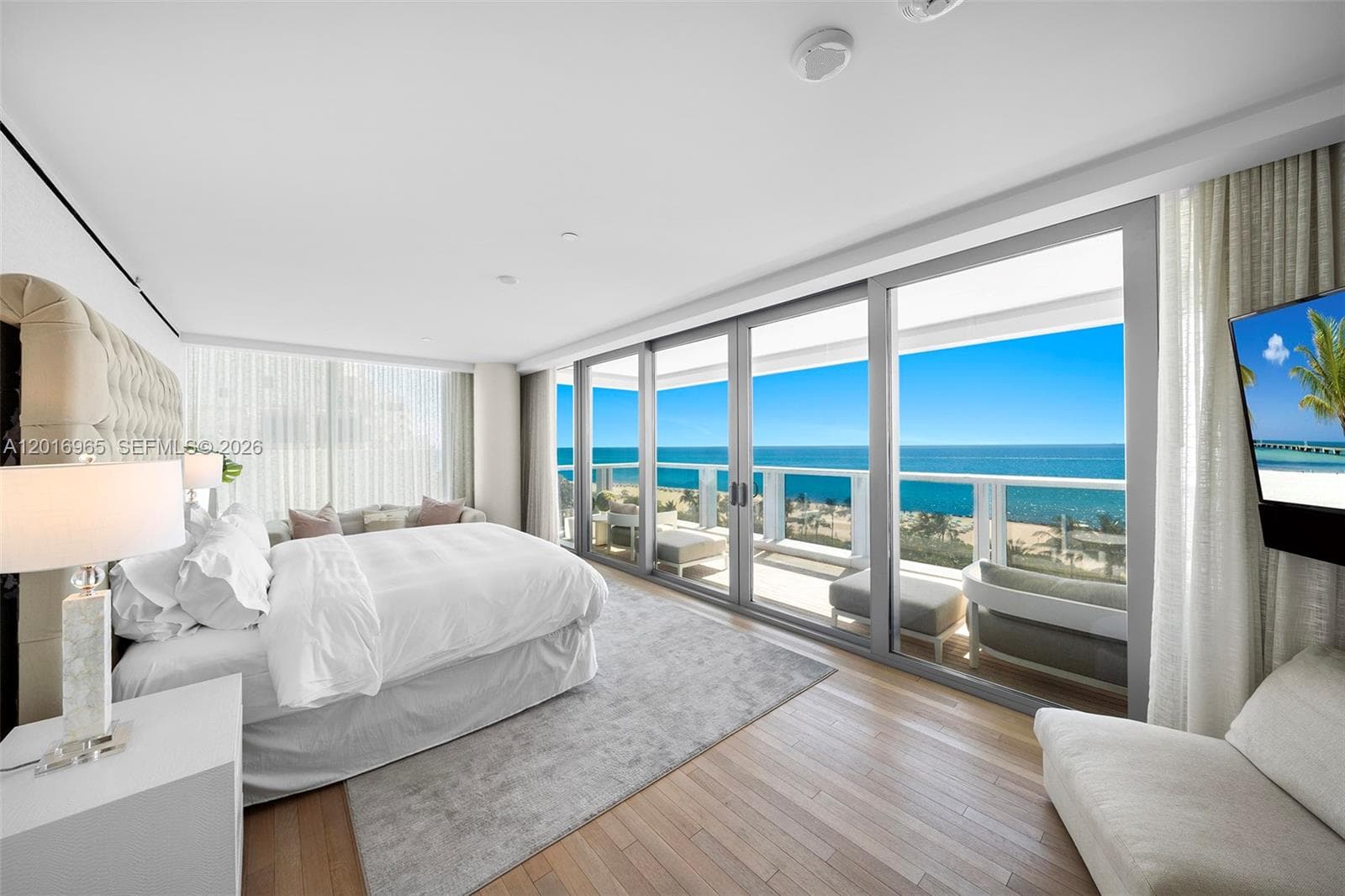 2901 Collins Ave 901 photo 13