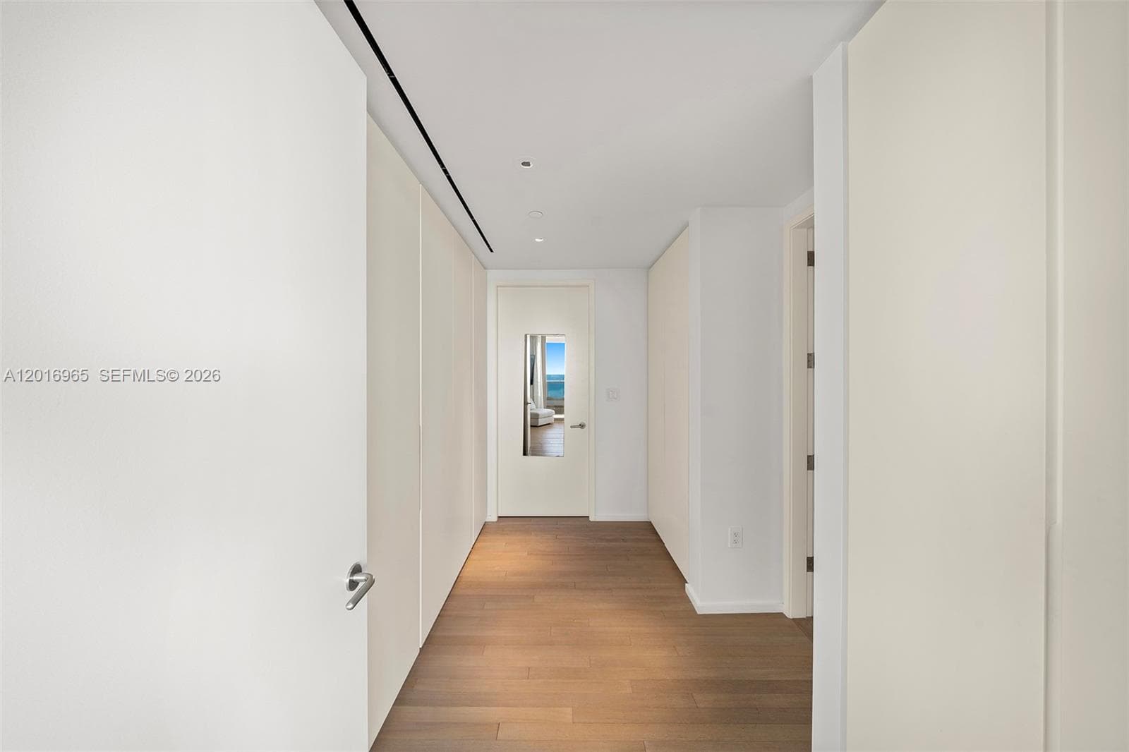 2901 Collins Ave 901 photo 24