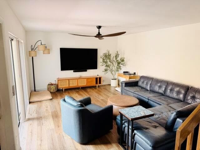 825 Center Street #22a 1