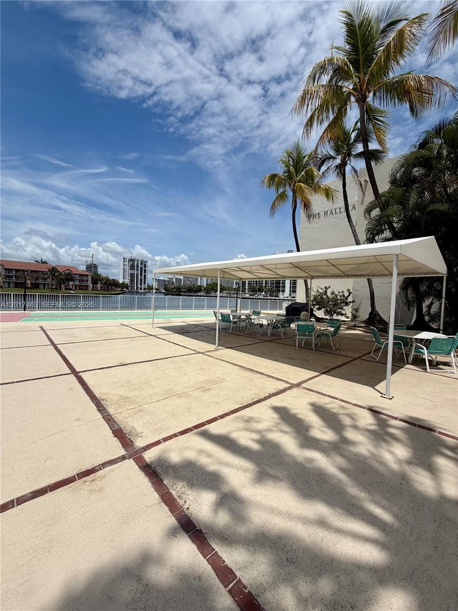 3800 S Ocean Dr 1208 photo 20