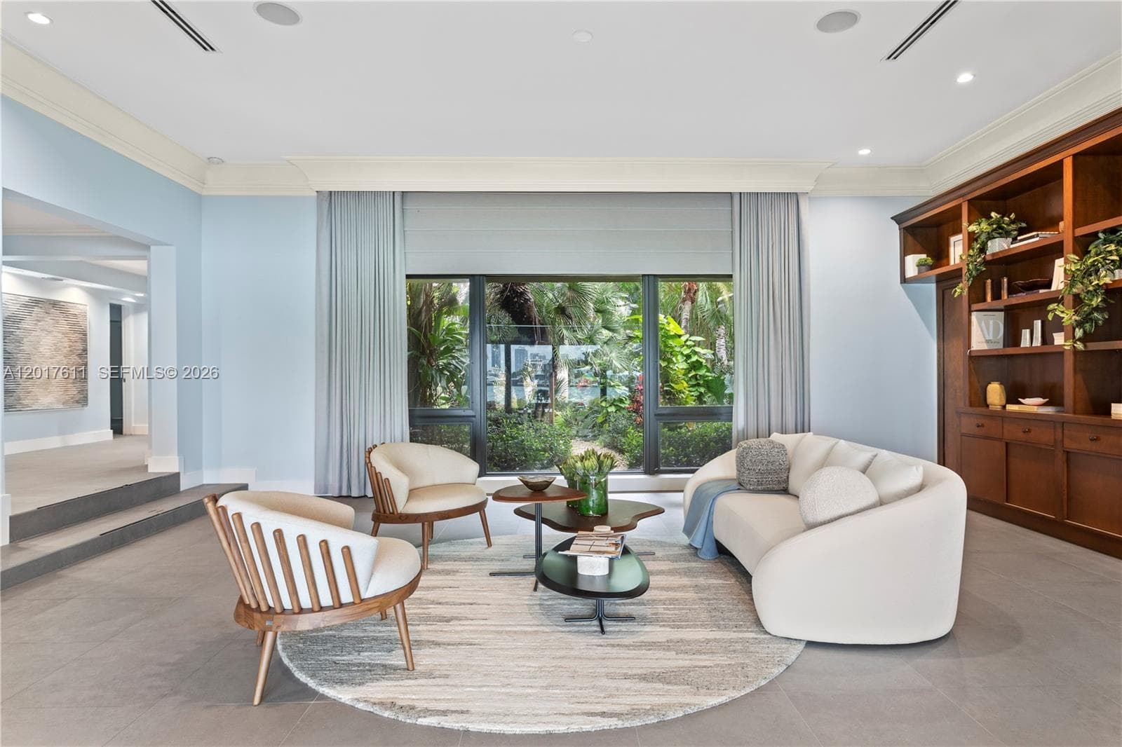 250 San Marino Dr photo 13