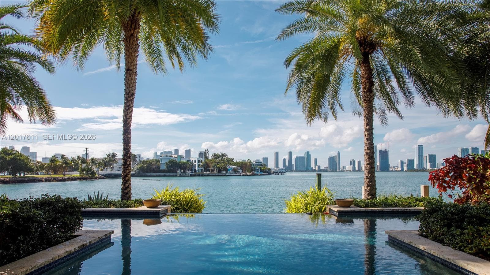 250 San Marino Dr 1