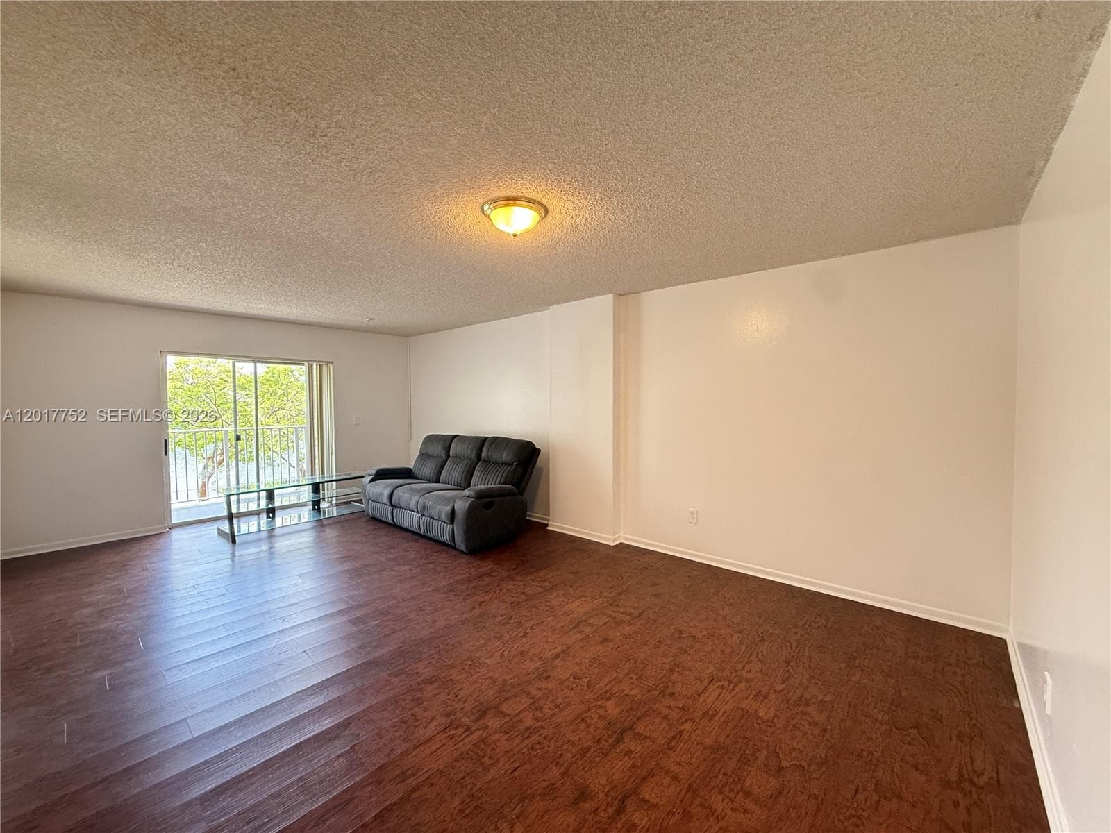 8260 SW 210th St 108 photo 3
