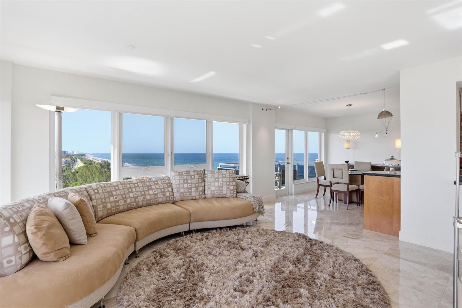 2066 N Ocean Boulevard 14nw photo 7