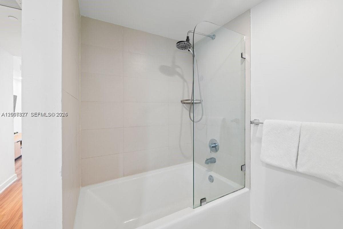 2602 E Hallandale Beach Blvd R1109 photo 17