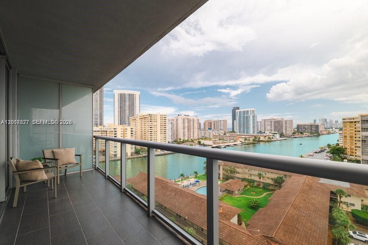 2602 E Hallandale Beach Blvd R1109 photo 1