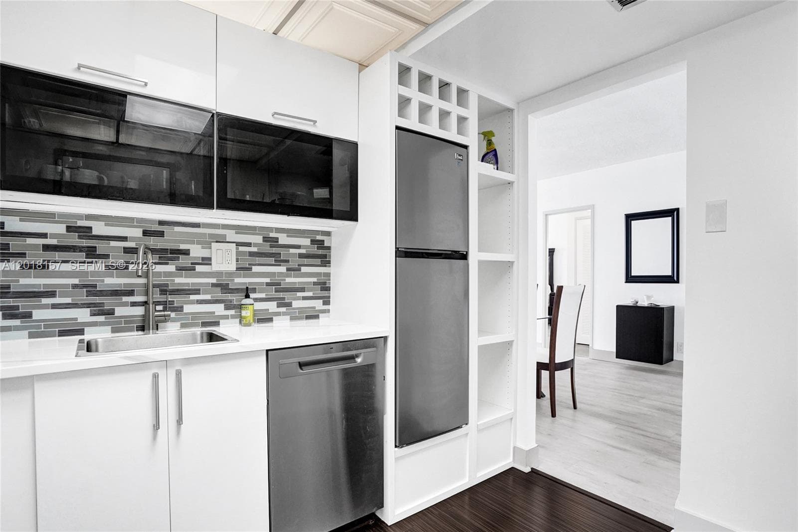 3725 S Ocean Dr 1419 photo 9