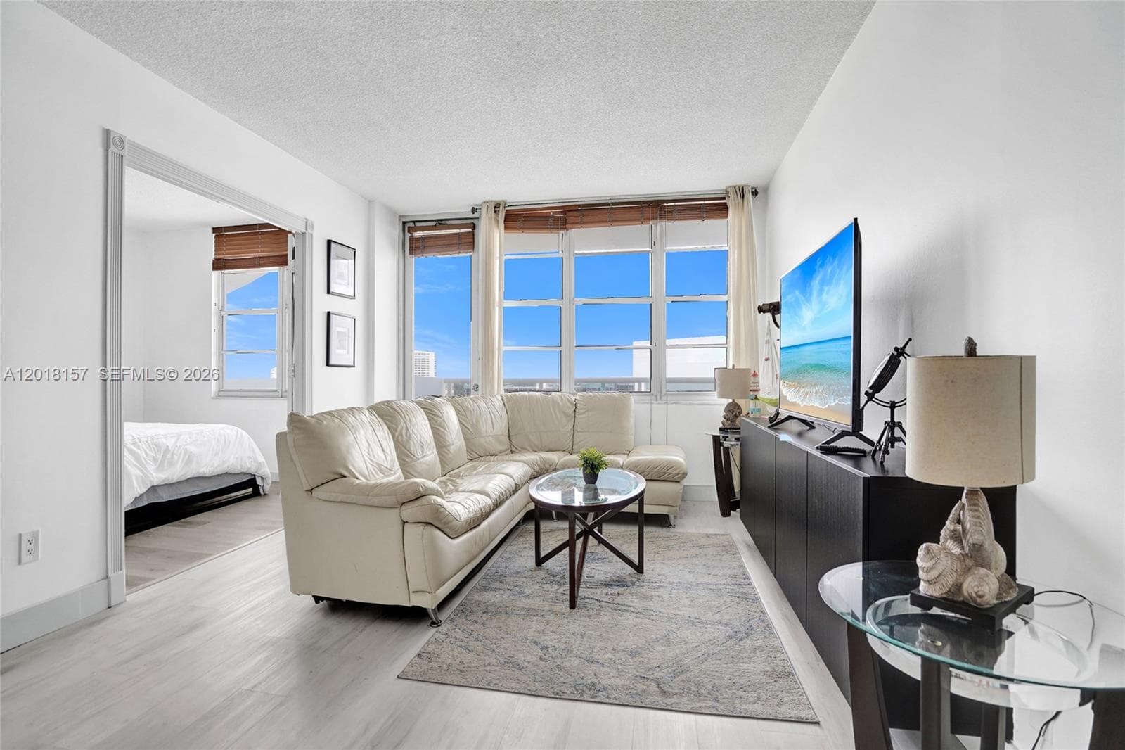 3725 S Ocean Dr 1419 photo 4