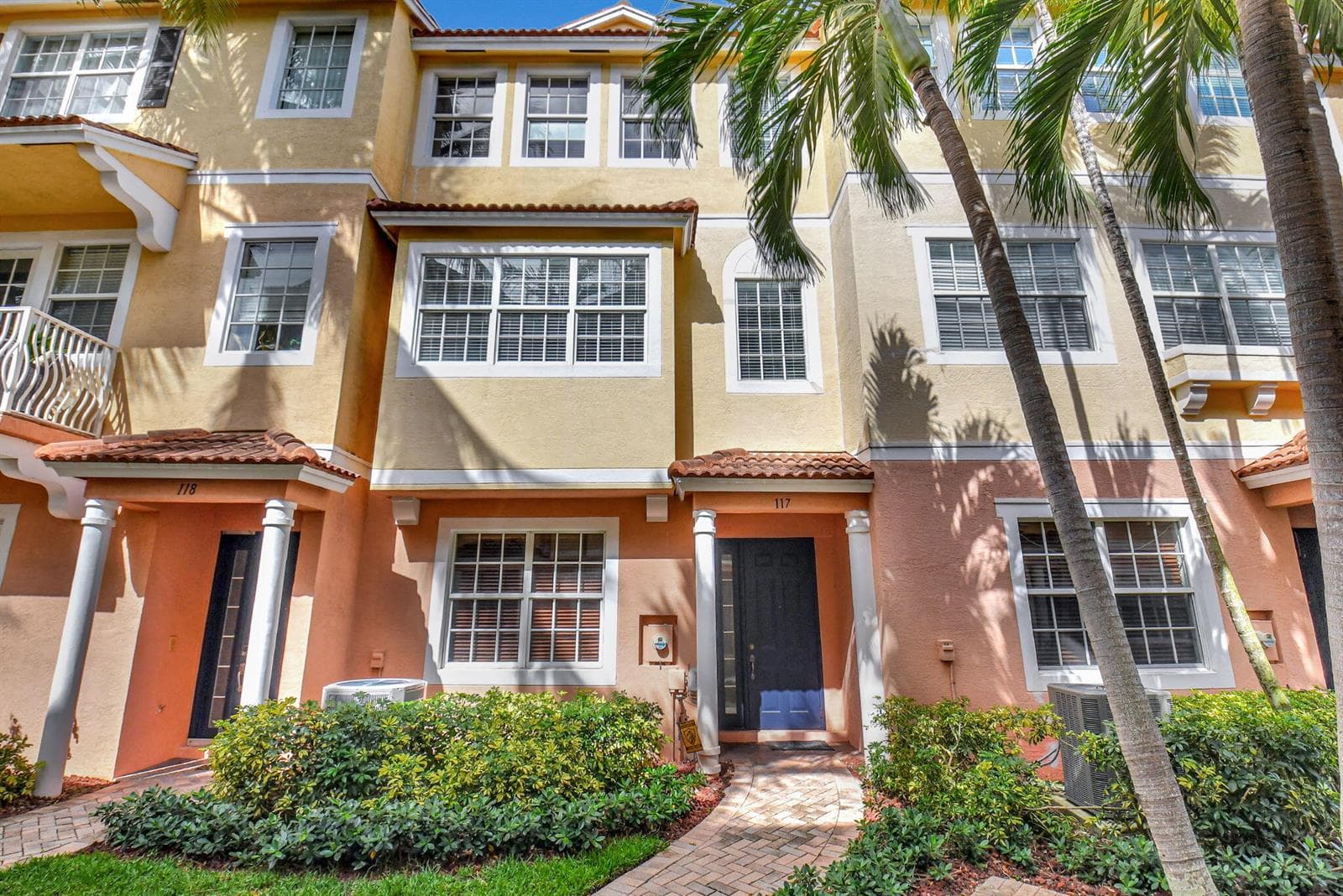 117 Harbors Way 1