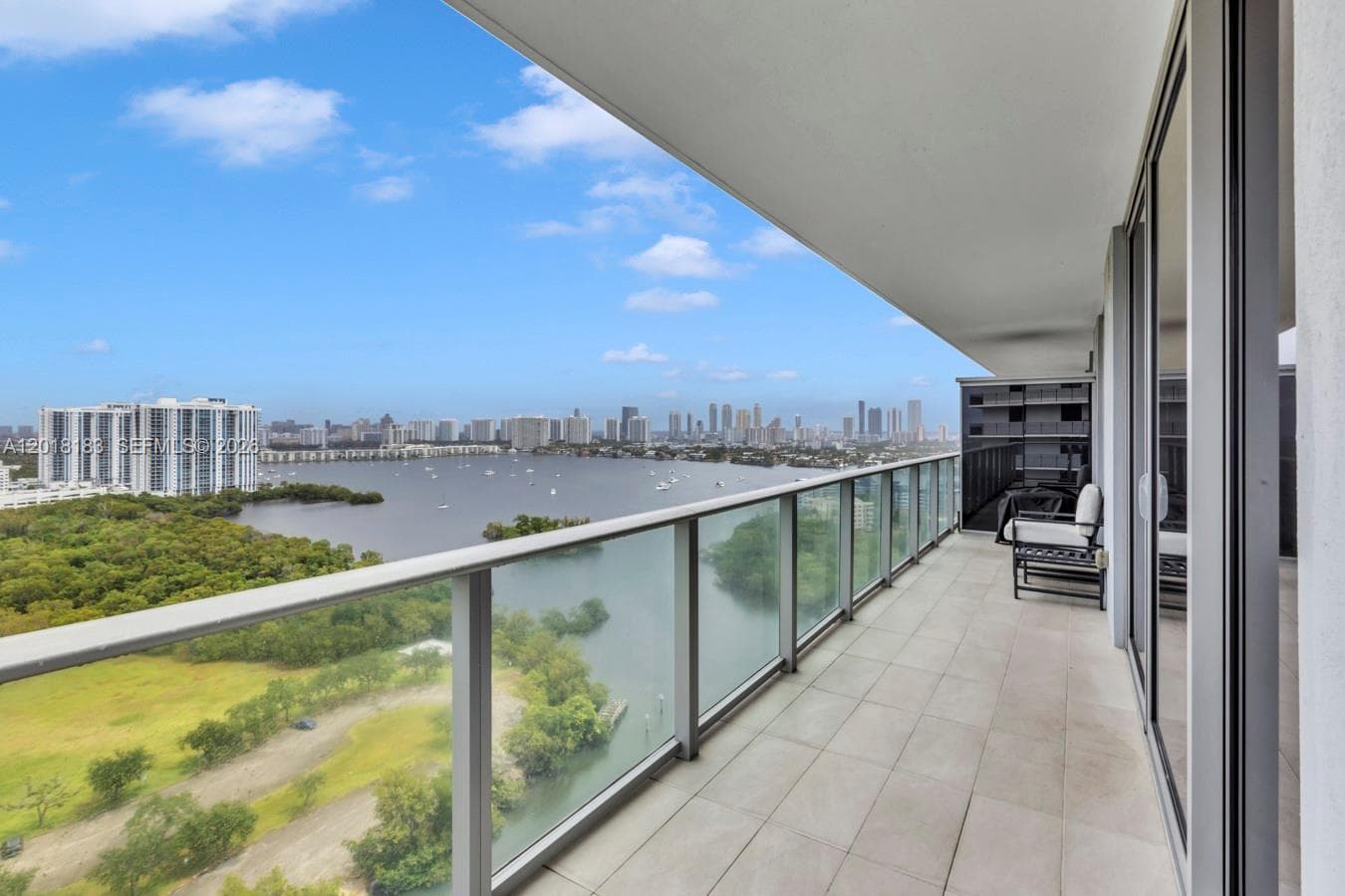 16385 Biscayne Blvd 2101 photo 7