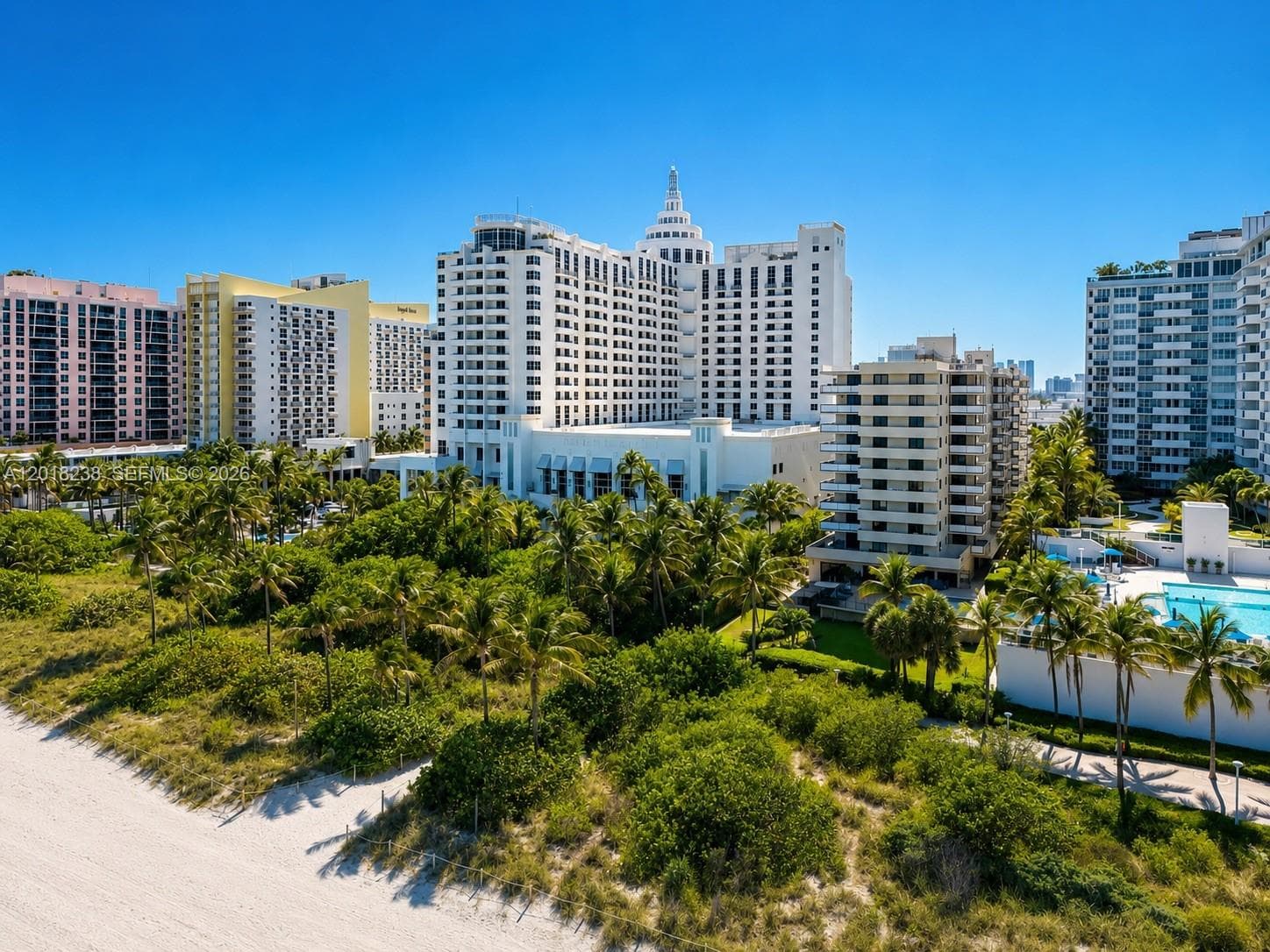 1621 Collins Ave 310 photo 7