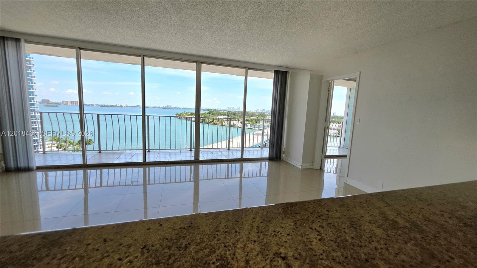 7601 E Treasure Dr 1516 photo 24