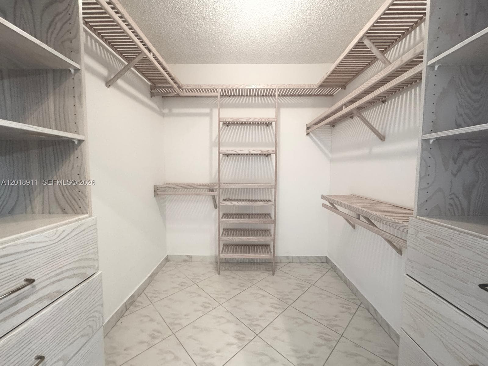 3800 S Ocean Dr 1114 (AVAILABLE NOW) photo 23