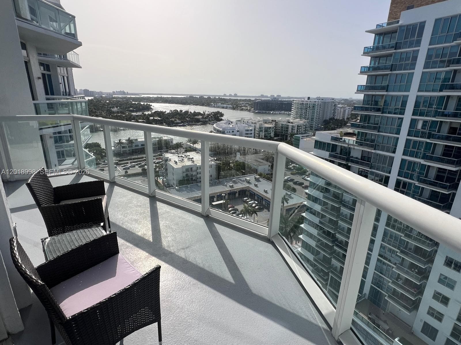 6515 Collins Ave 1801 photo 2