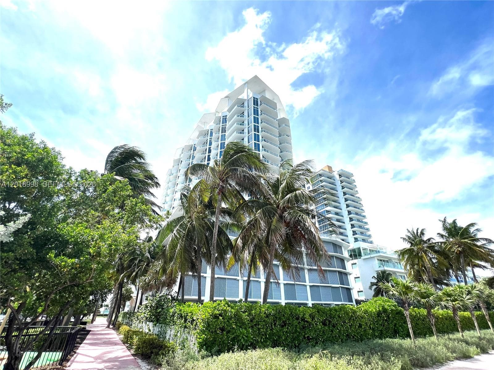 6515 Collins Ave 1801 photo 3