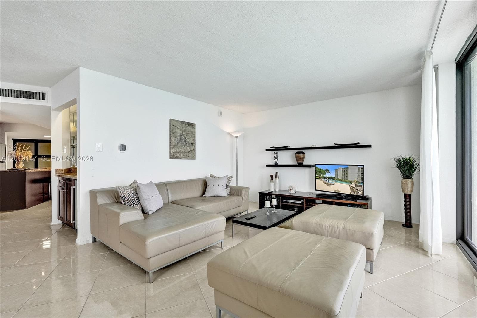 5420 N Ocean Dr 2201 photo 8