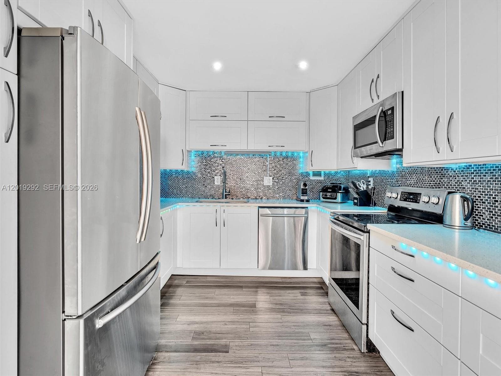 2450 NE 135th St 201 photo 15