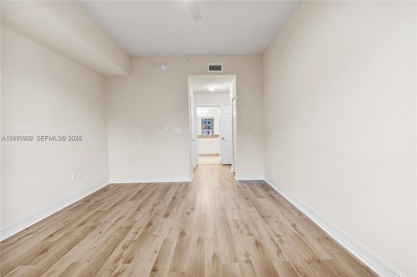 3001 NE 185th St 219 photo 12