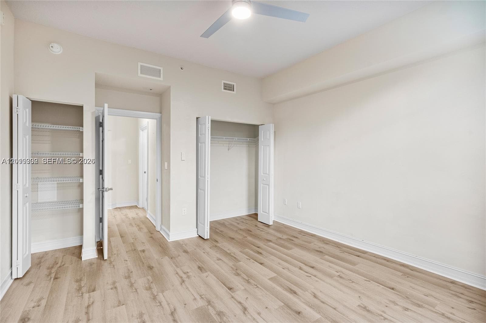 3001 NE 185th St 219 photo 11