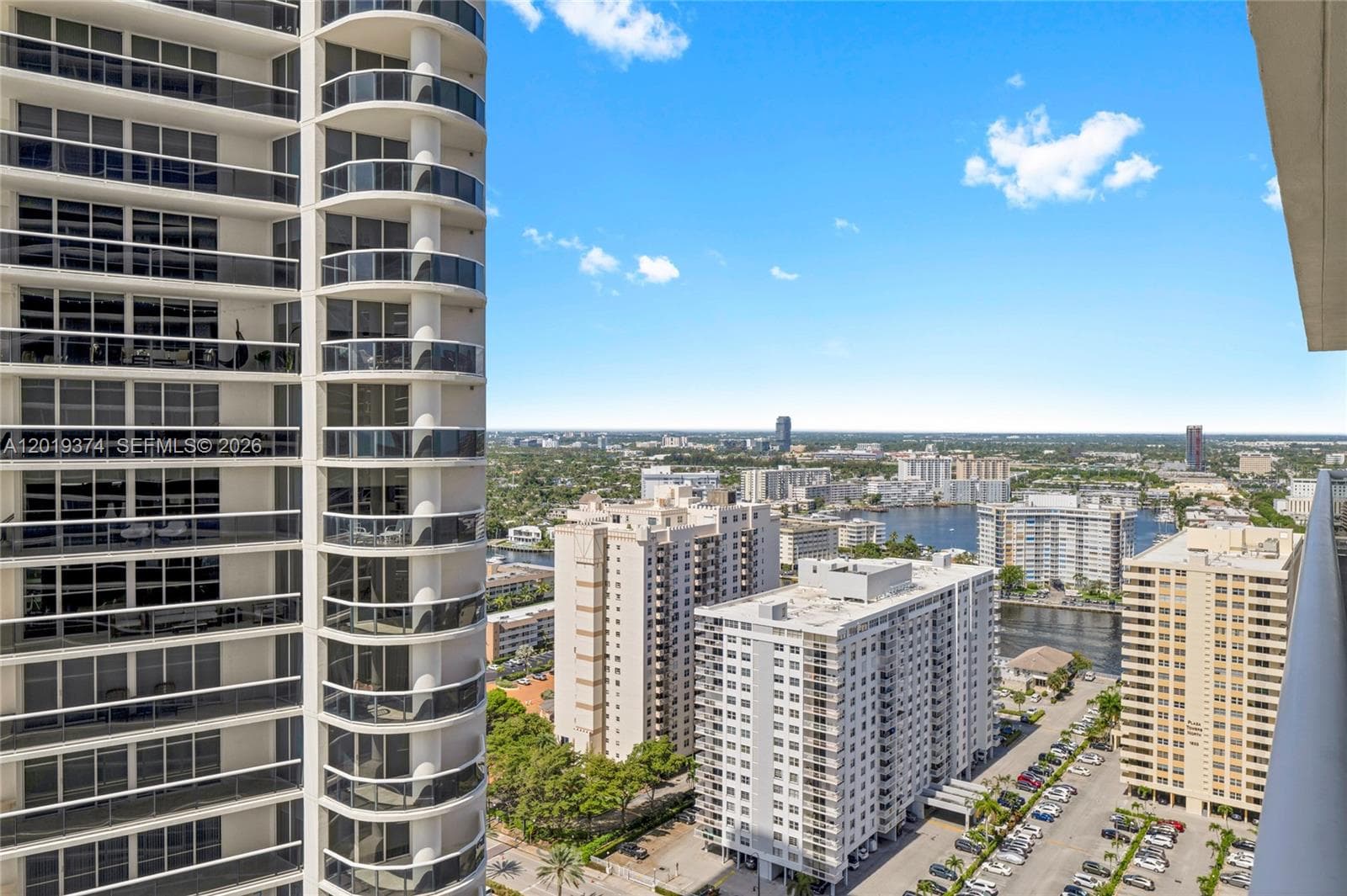 1830 Ocean Dr 2705 photo 22