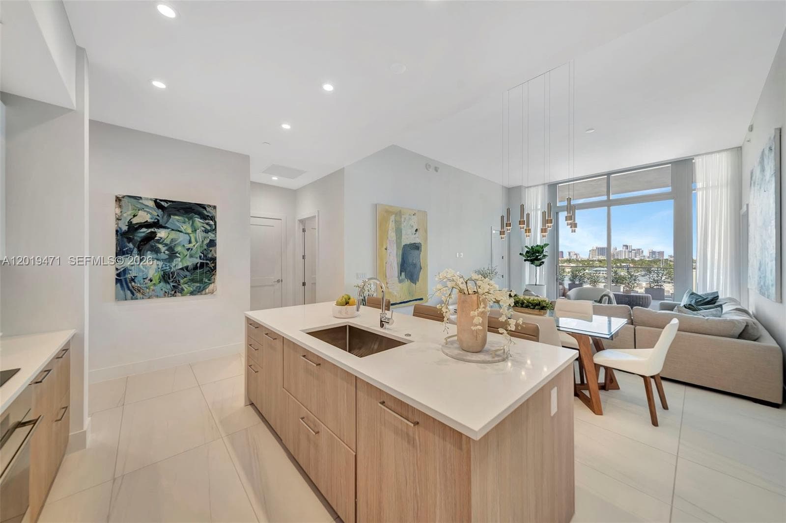 153 Seabreeze 403 photo 10