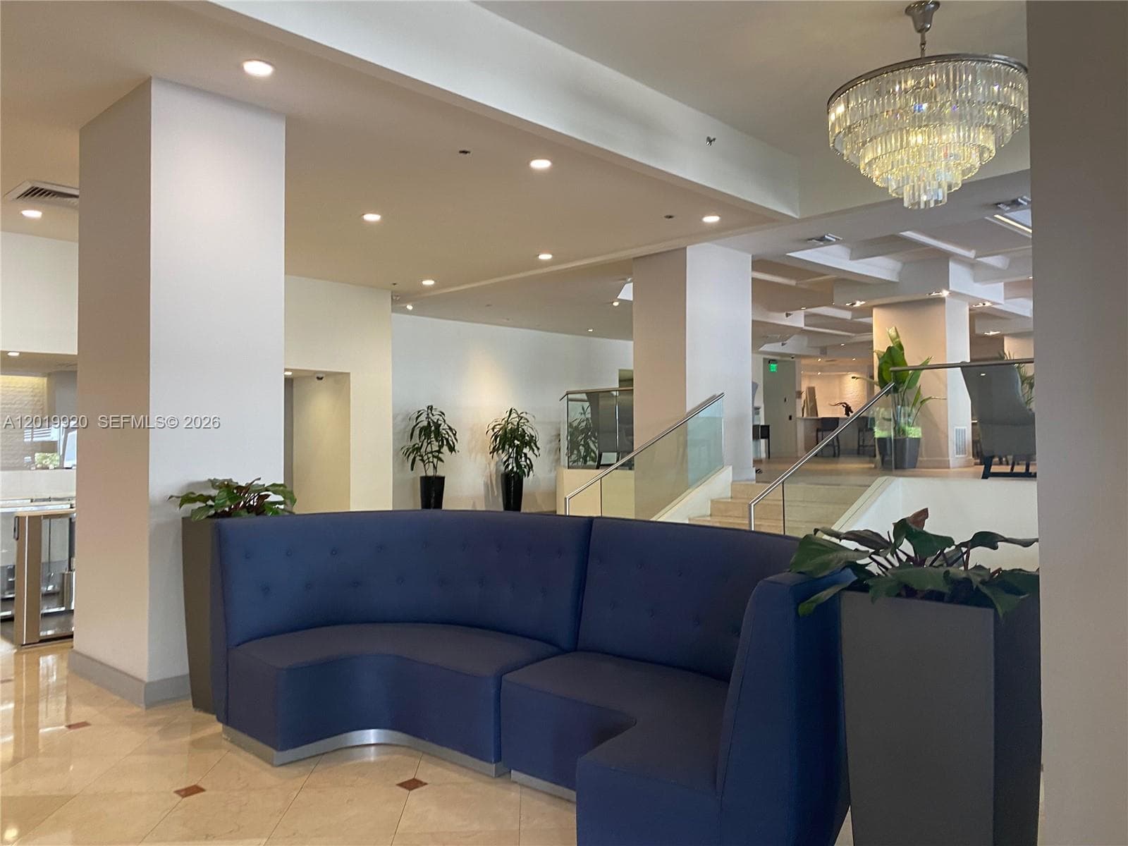 100 Lincoln Rd 330 photo 17