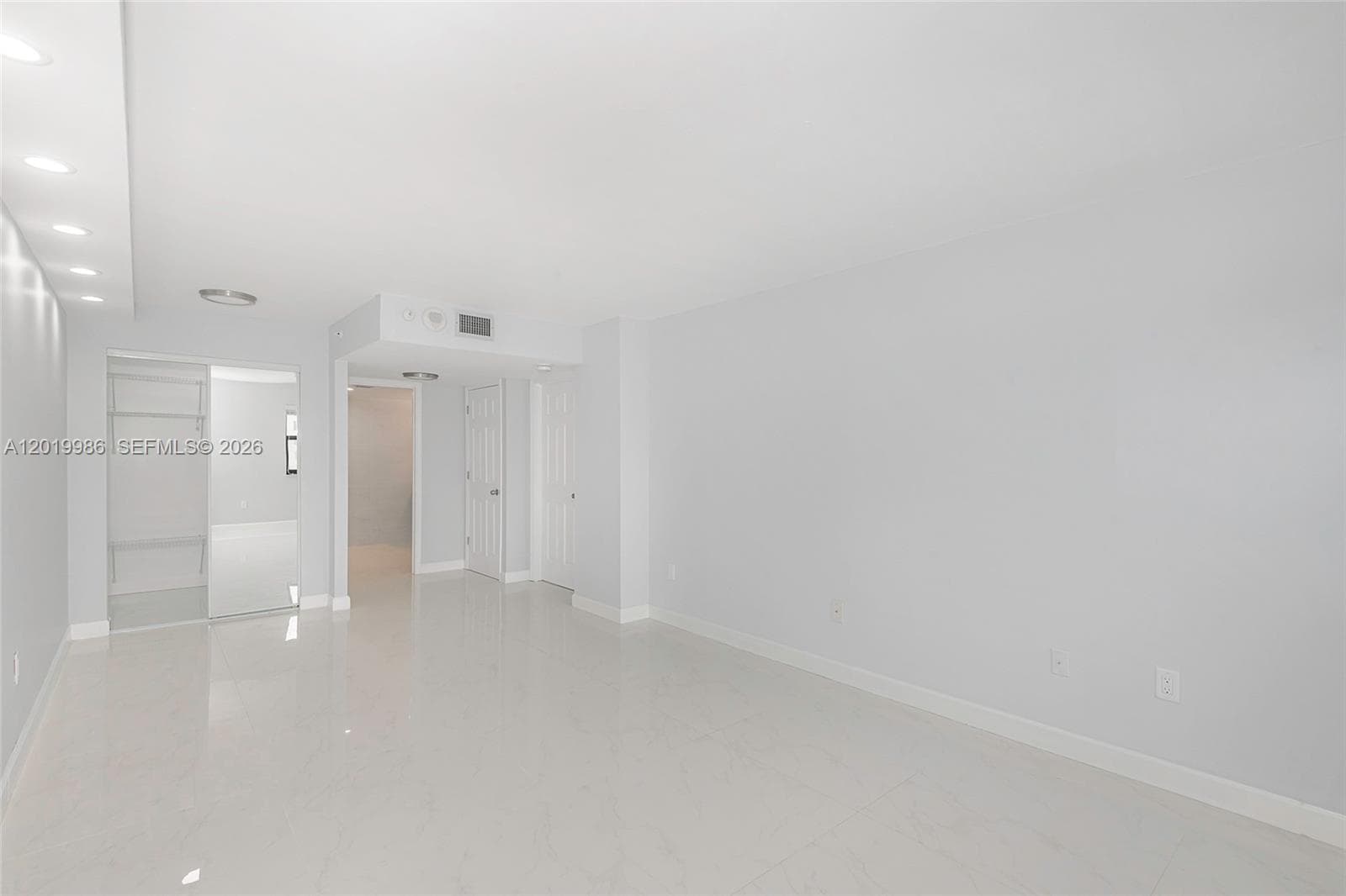 1201 S Ocean Dr 610N photo 23