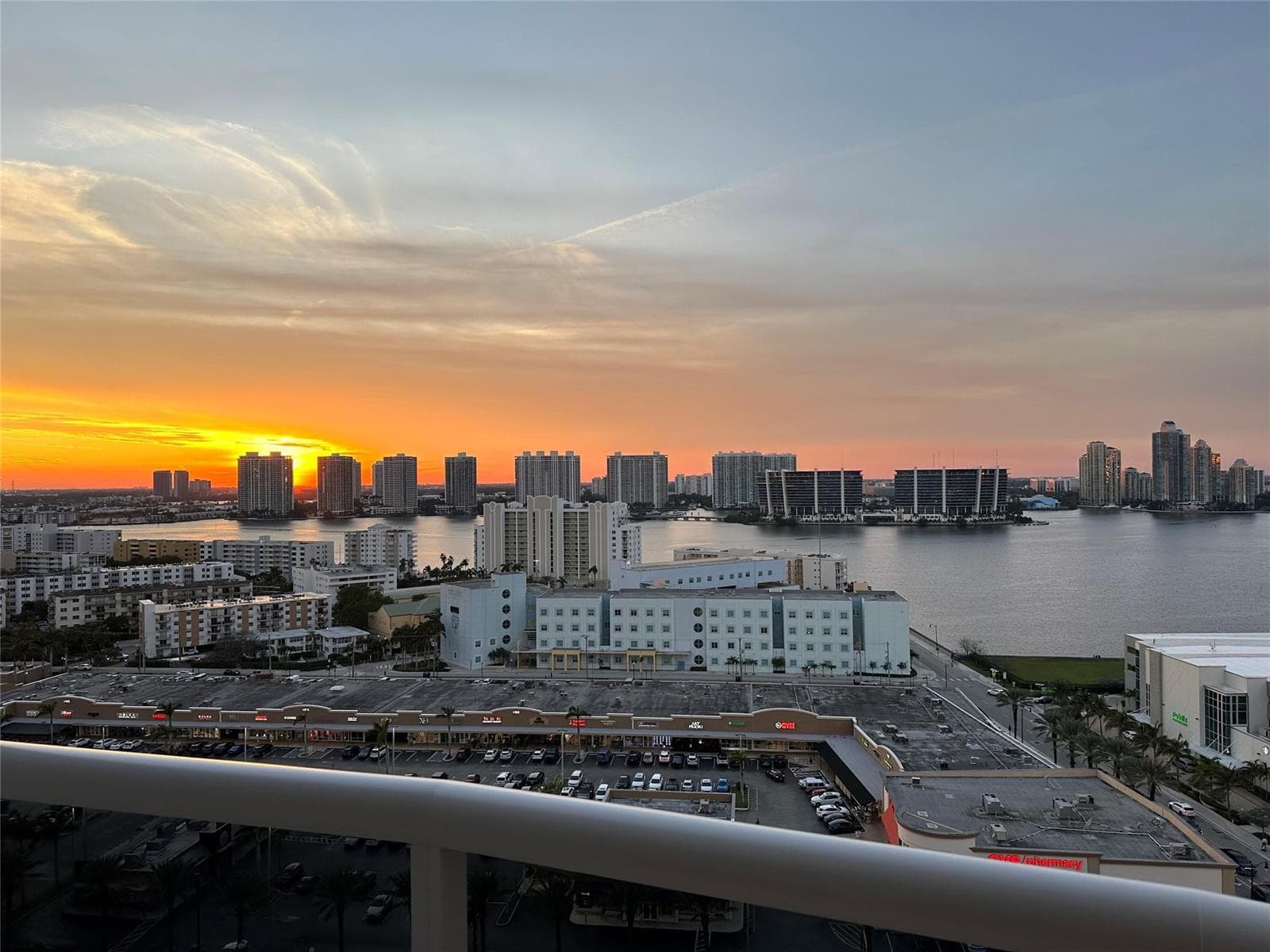 18201 Collins Avenue 1901 photo 5