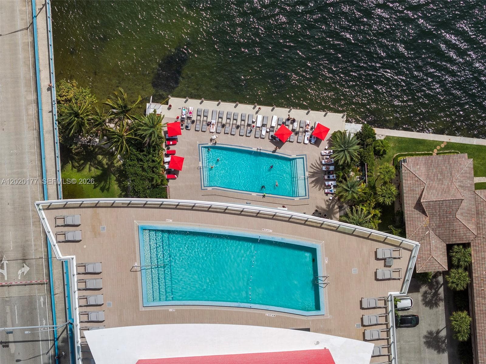 2602 E Hallandale Beach Blvd R2604 photo 13