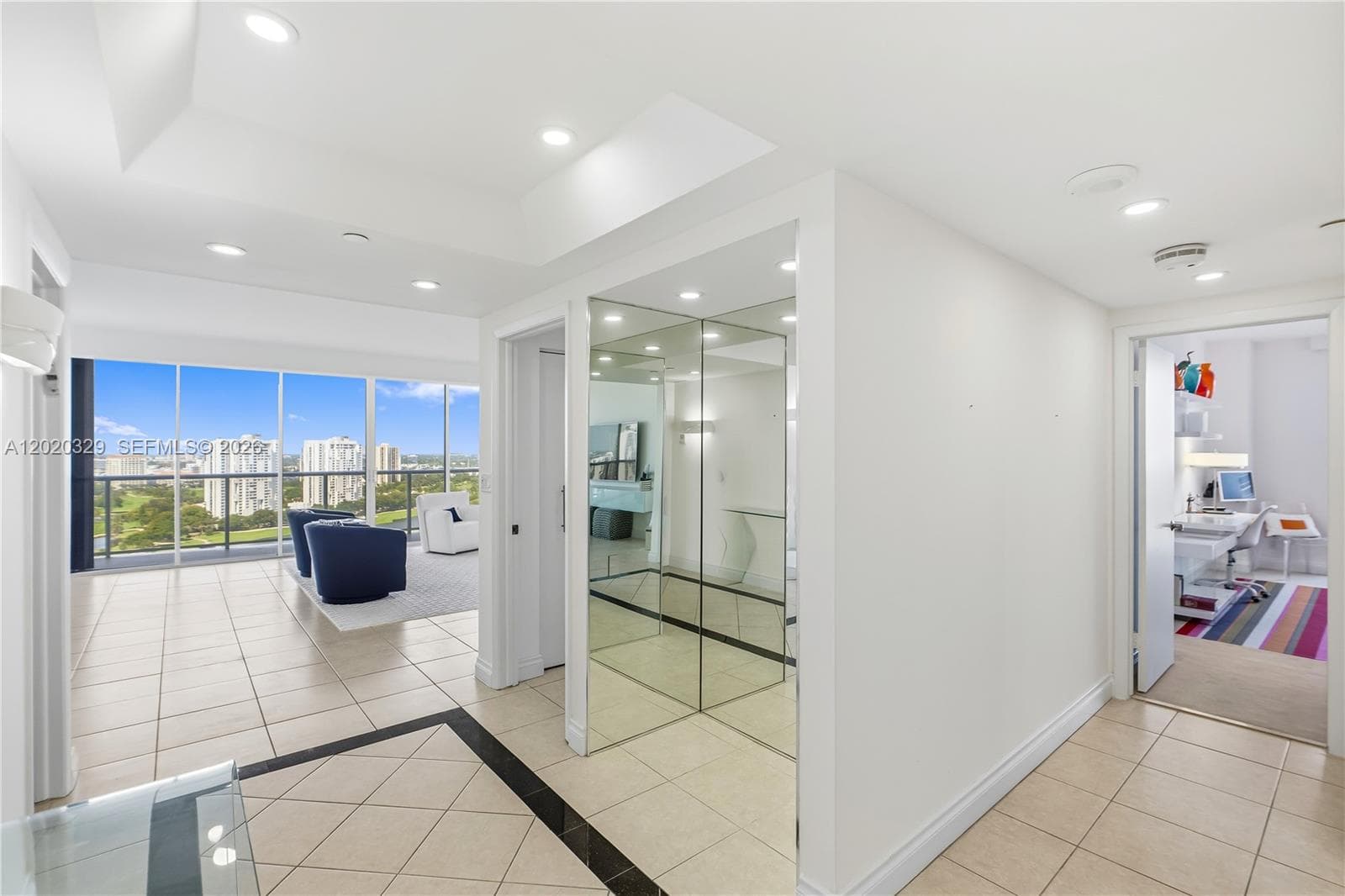 20281 E Country Club Dr 2101 photo 19