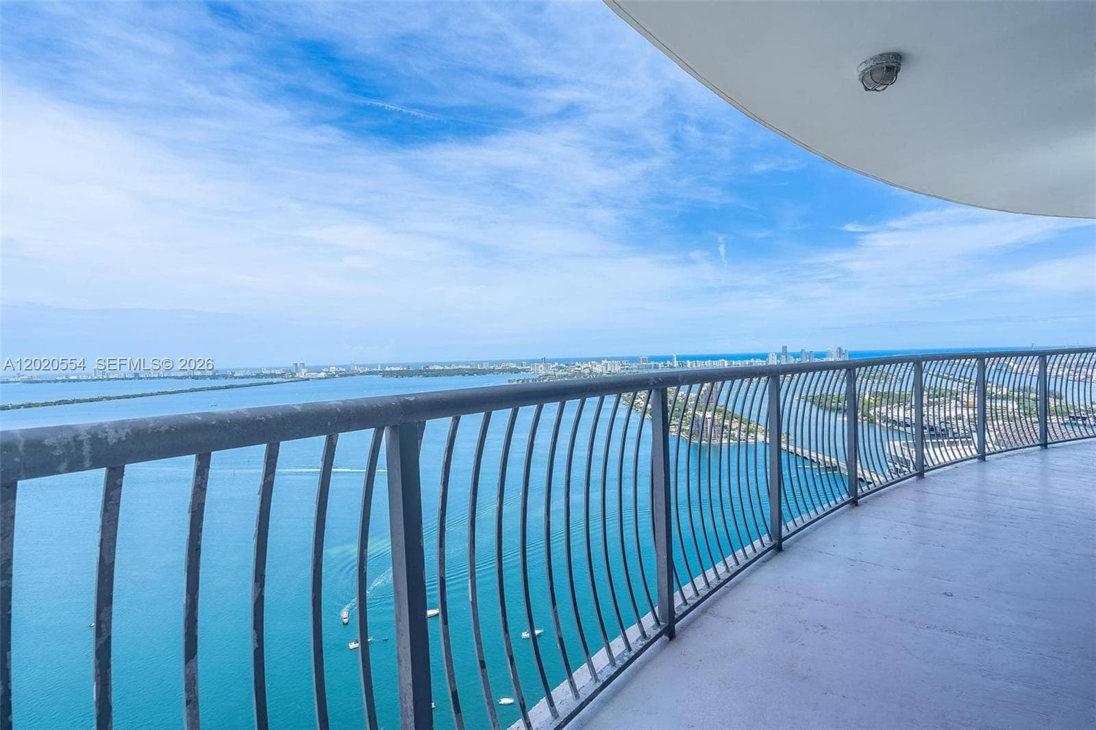 1750 N Bayshore Dr 4901 photo 15