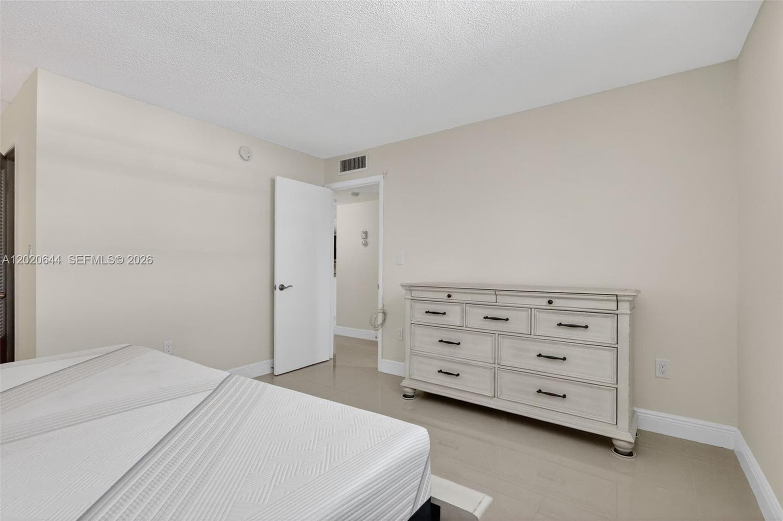 3550 NE 169th St 407 photo 23