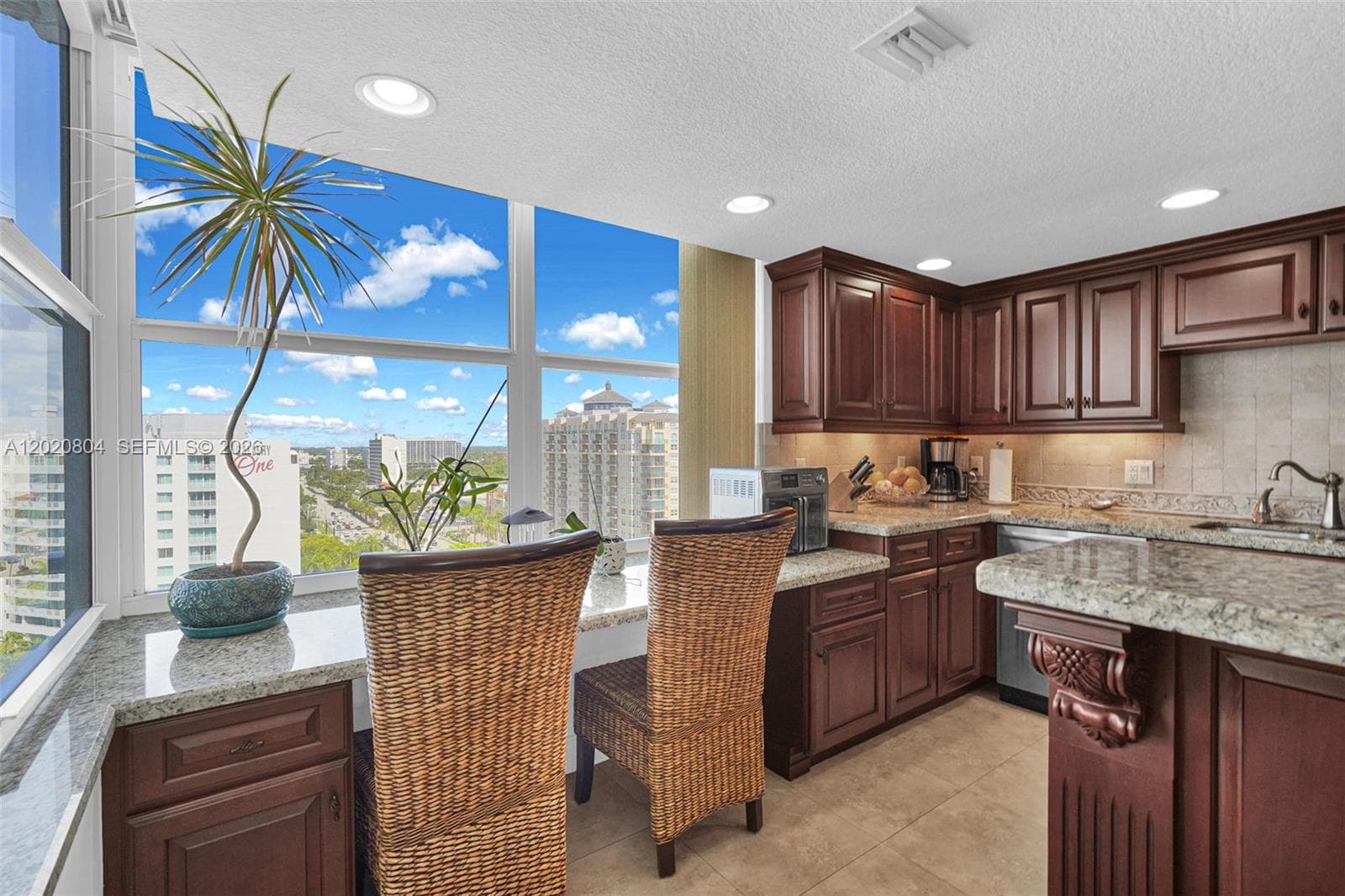 2800 E Sunrise Blvd 17E photo 25