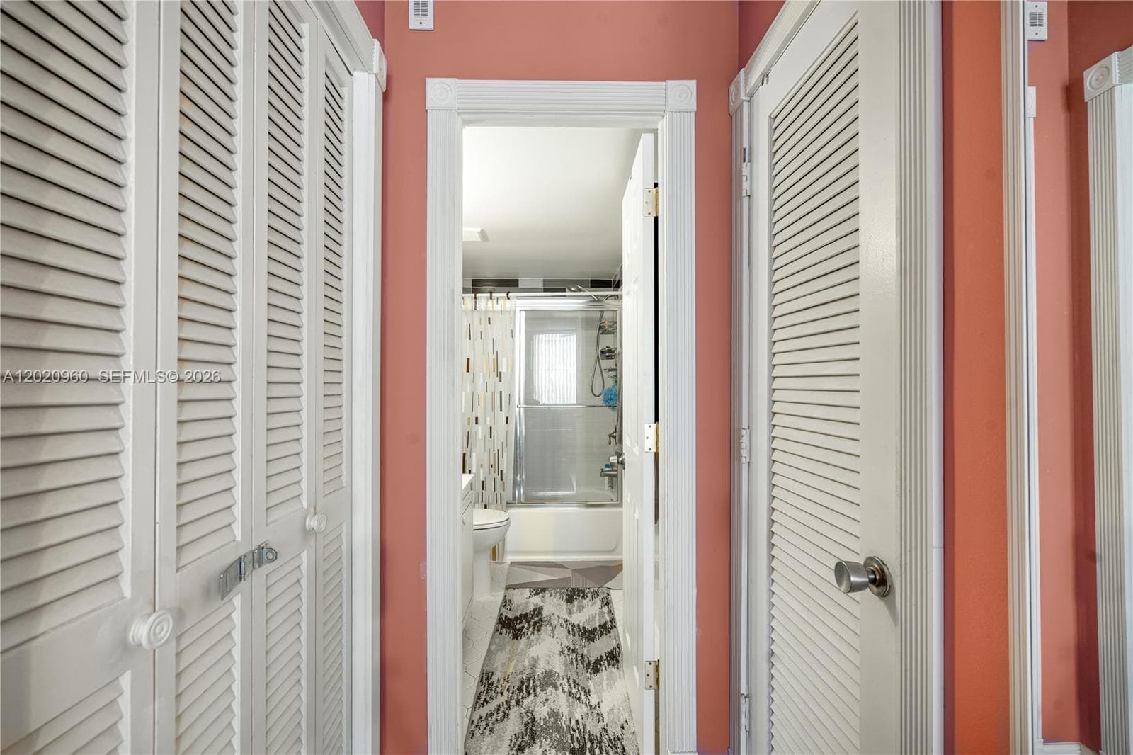 1849 S Ocean Dr 305 photo 16