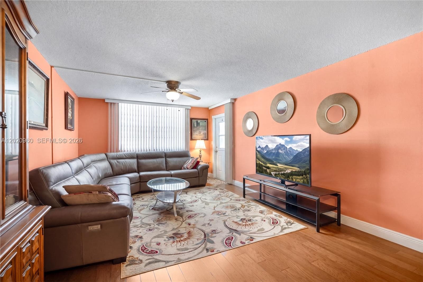 1849 S Ocean Dr 305 photo 4