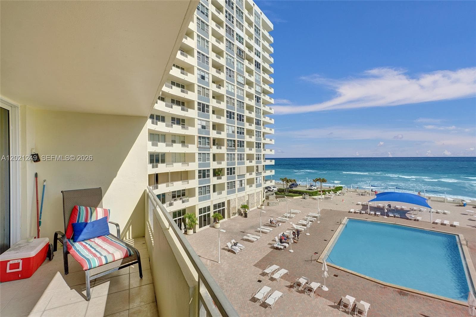 3180 S Ocean Dr 415 photo 9