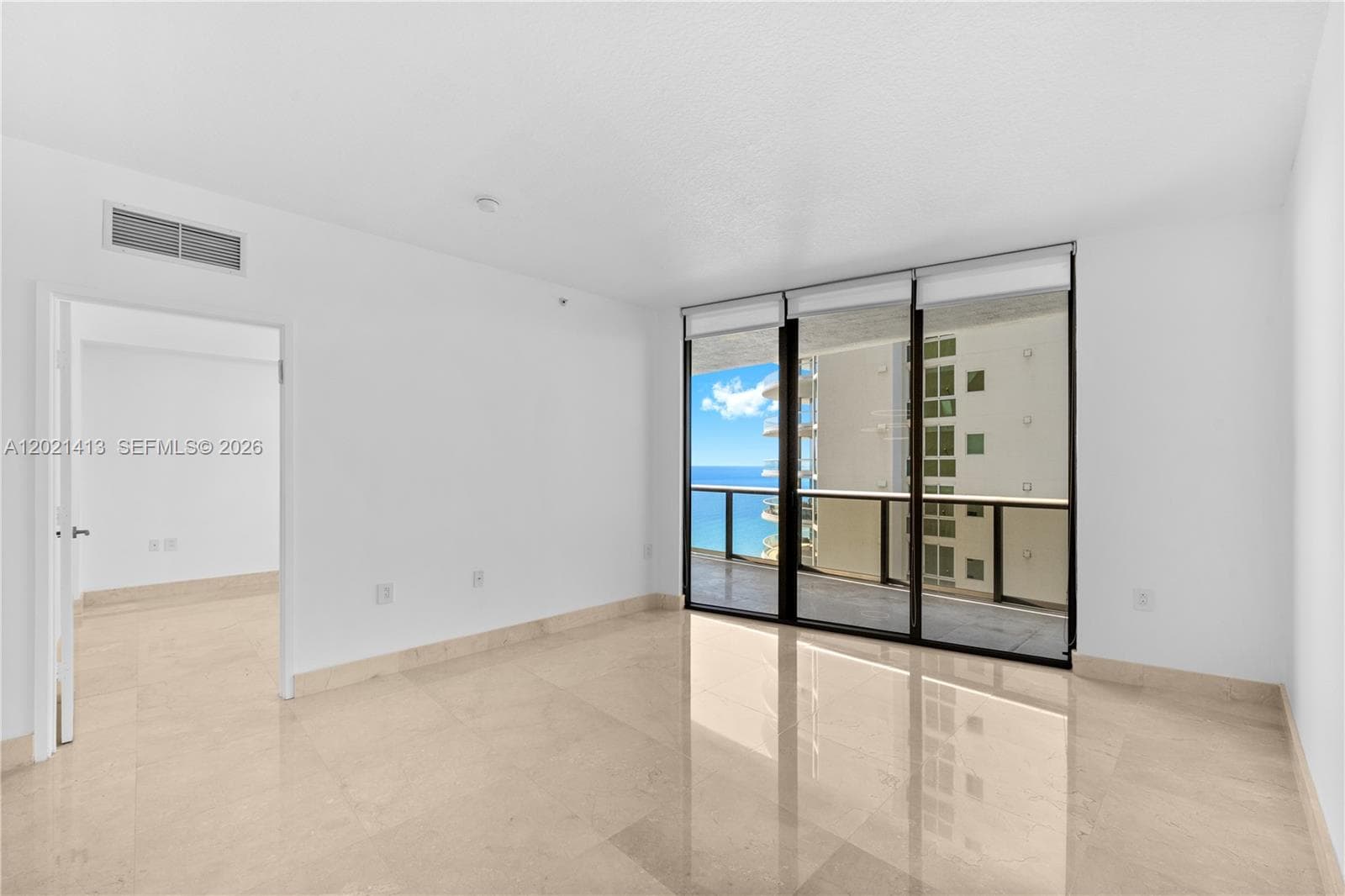 16275 Collins Ave 1703 photo 13